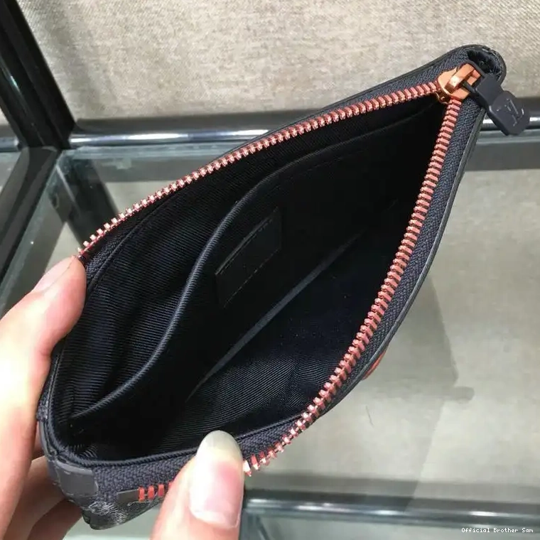 Official Brother Sam LV 19T1L0327 Bags 0816